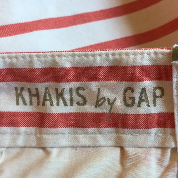 Gap Boyfriend Roll-Up Red/White Shorts Size 00 NWT - Picture 5 of 6